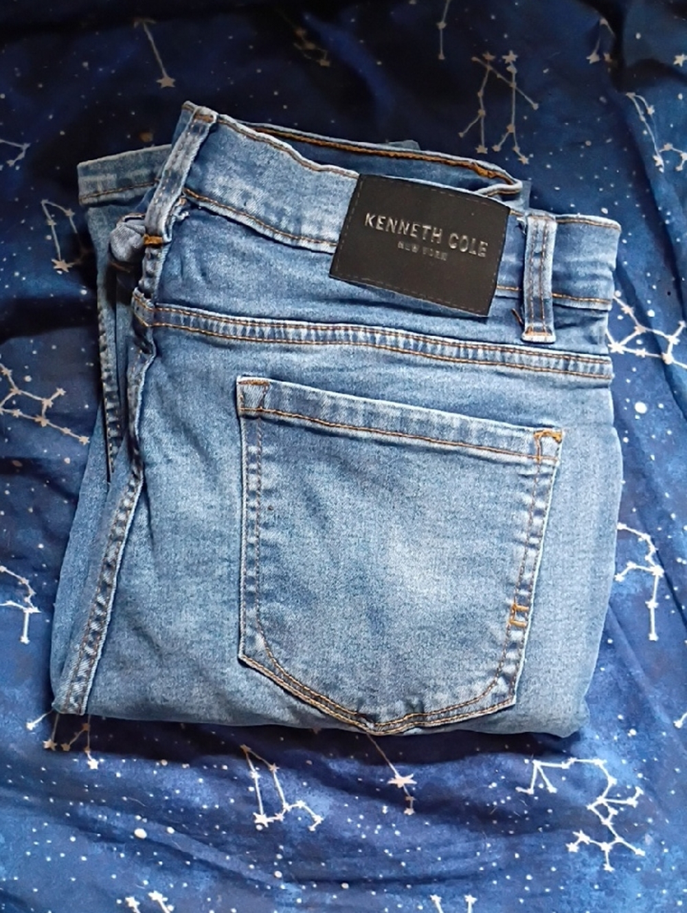 Kenneth Cole Medium Blue Denim Jeans